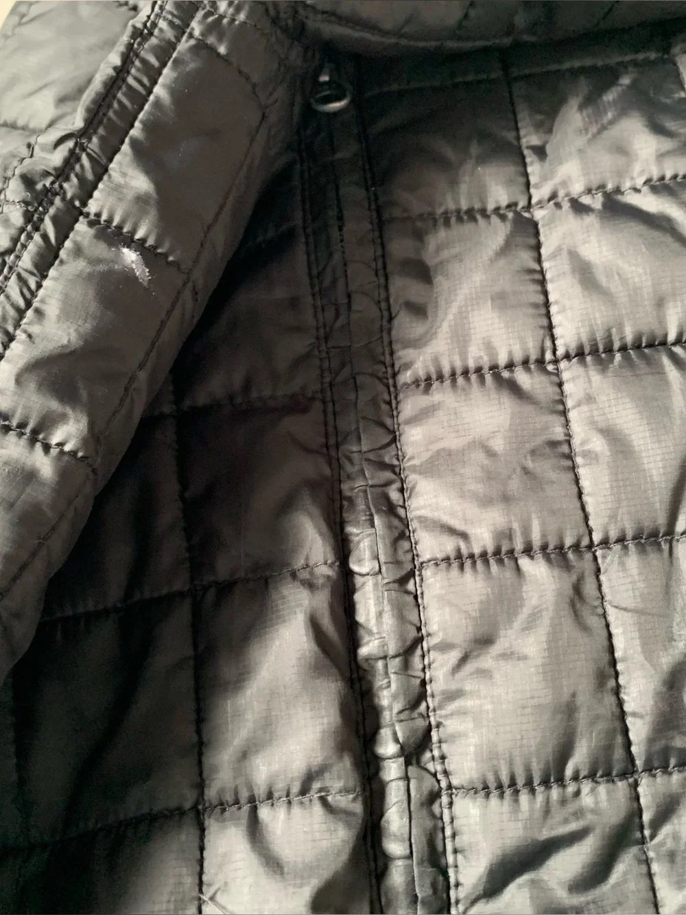 Old Navy Black Quilted Puffer Jacket for Kids Size 10/12